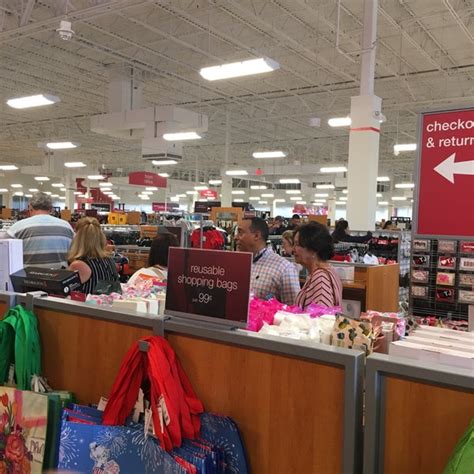 As Associates, we make a difference with our contributionscollaborating in delighting shoppers with hidden treasures. . Tj maxx sawgrass